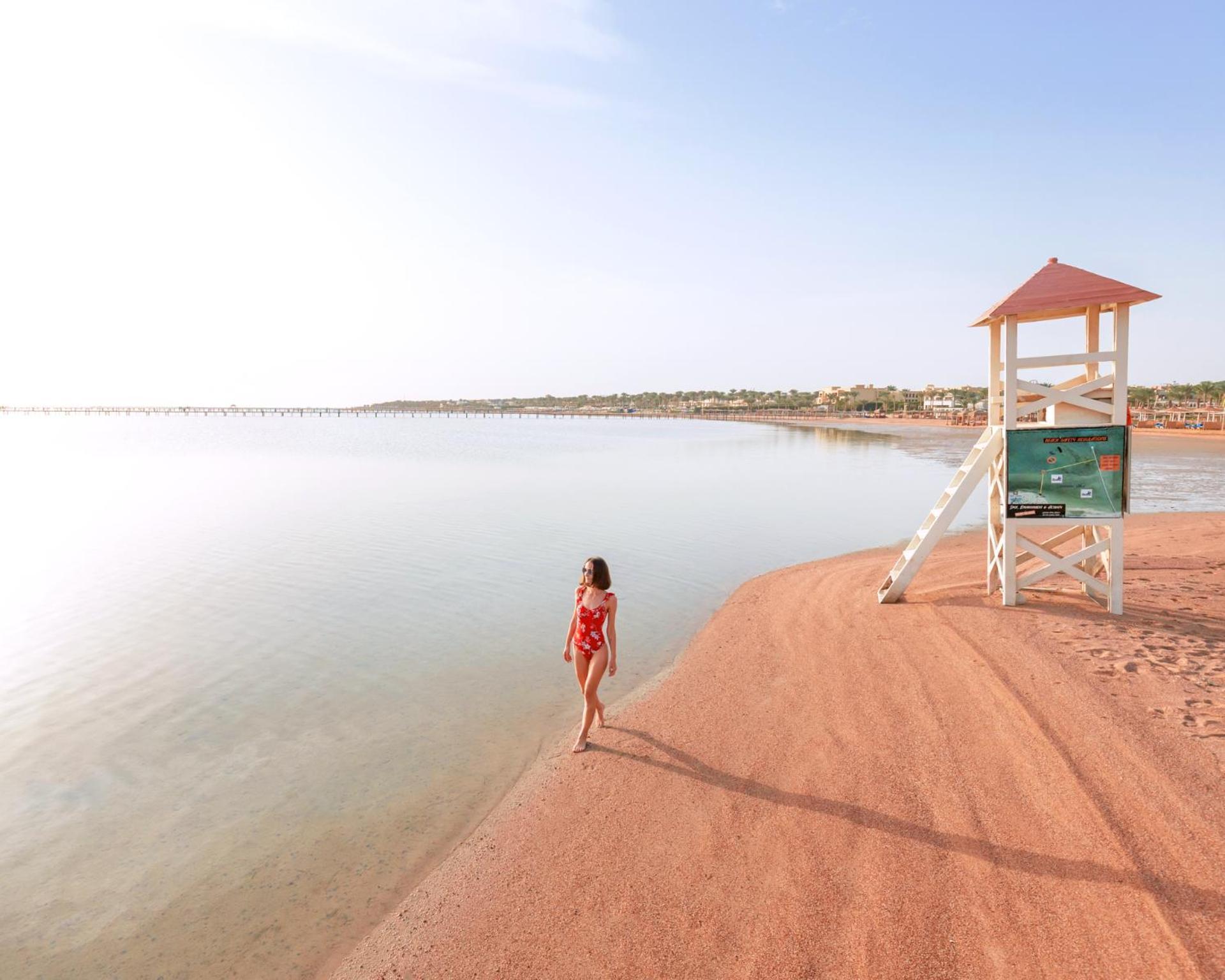Pickalbatros Laguna Club Resort Sharm El Sheikh Exterior photo The beach at the dam